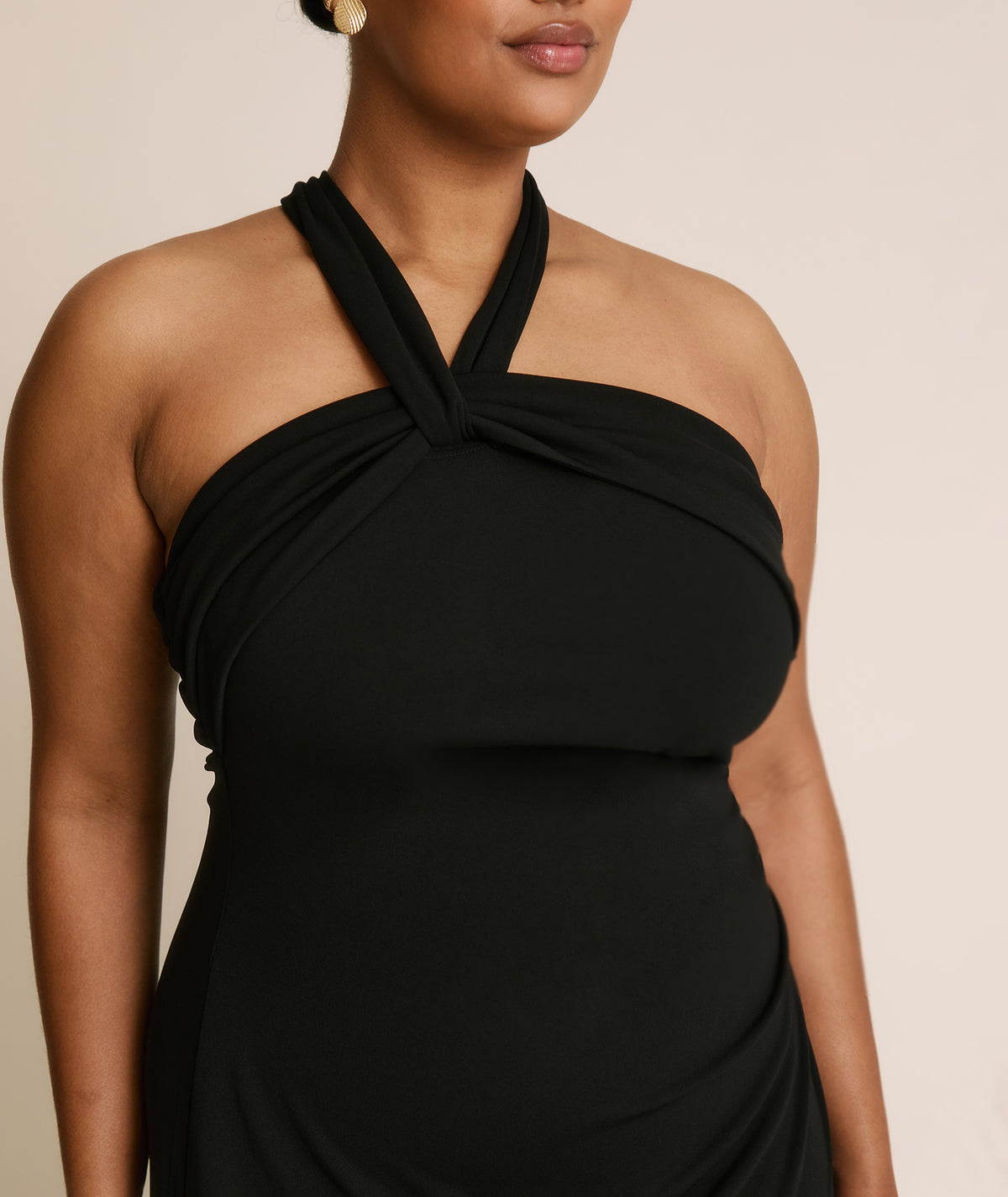 Halter Neck Stretch Sculpt Bridesmaid Dress - Black