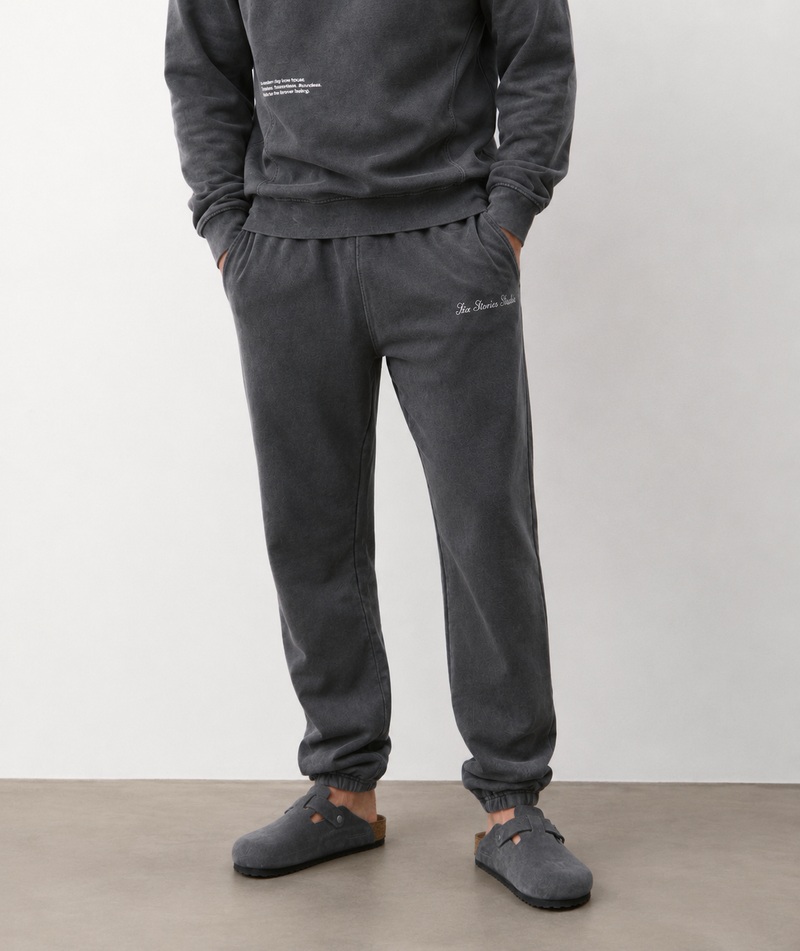 Newly Wed Sweatpants - Charcoal