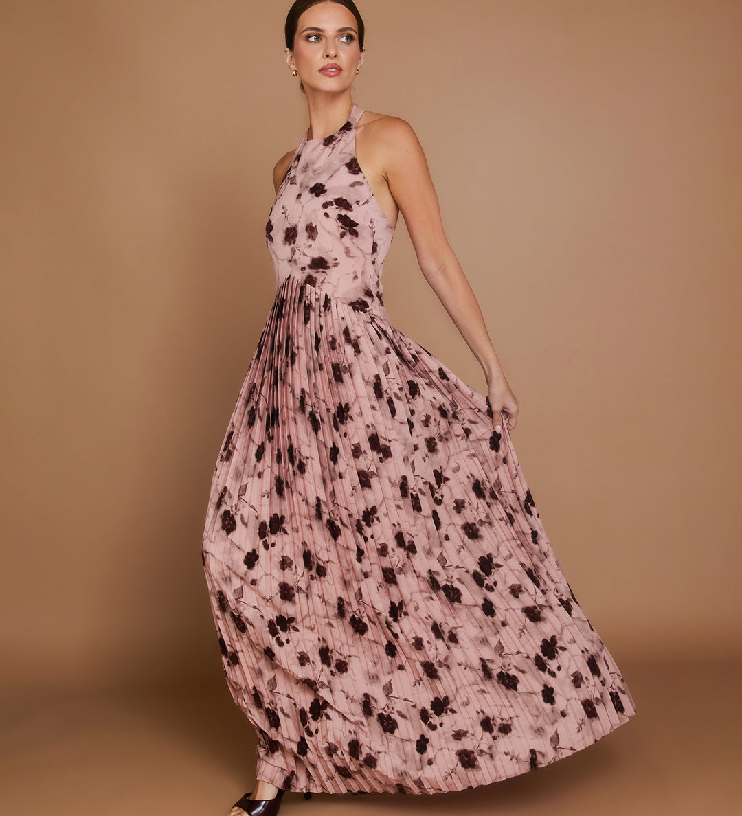 Floral Pleated Maxi Dress - Rose Six Stories Floral Pleated Maxi Dress - Rose Six Stories