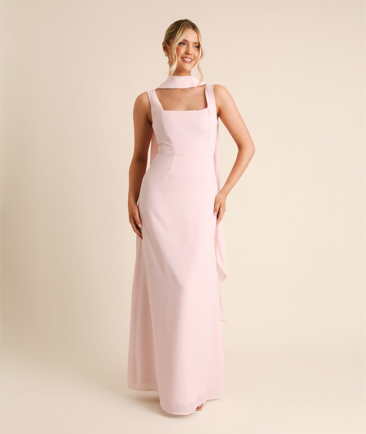 Bra Friendly Bridesmaid Dresses | Wear Any Bra | Six Stories Bra Friendly Bridesmaid Dresses | Wear Any Bra | Six Stories