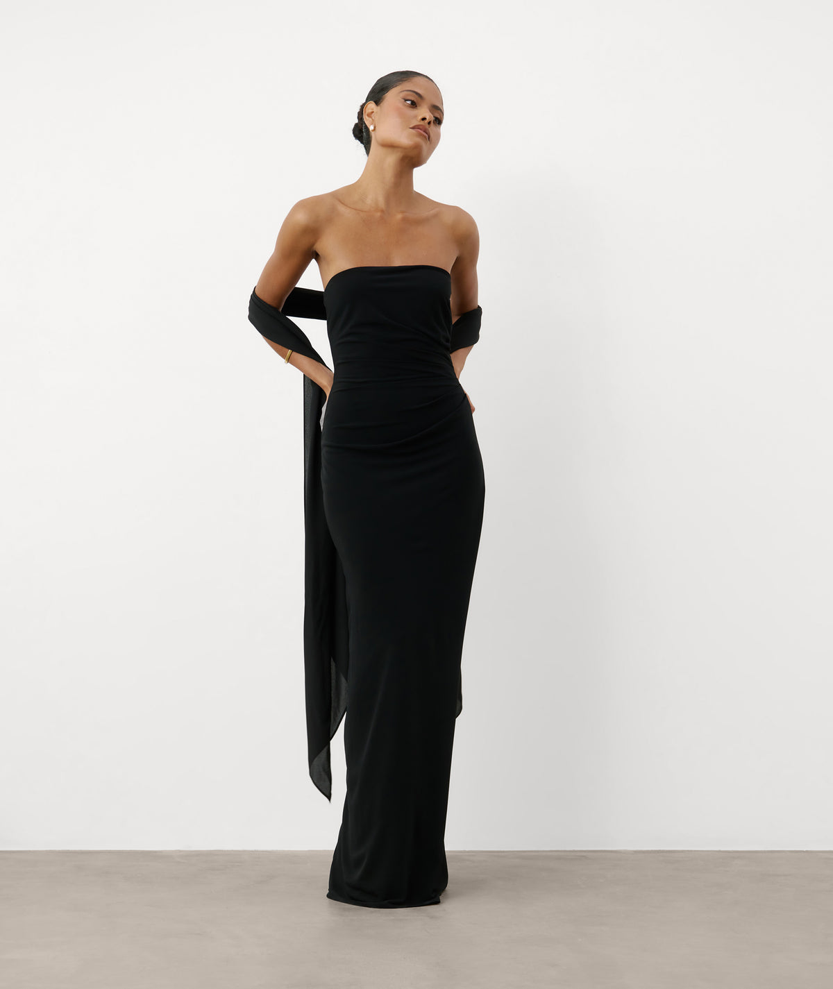 Bandeau Gathered Sculpt Bridesmaid Dress - Black
