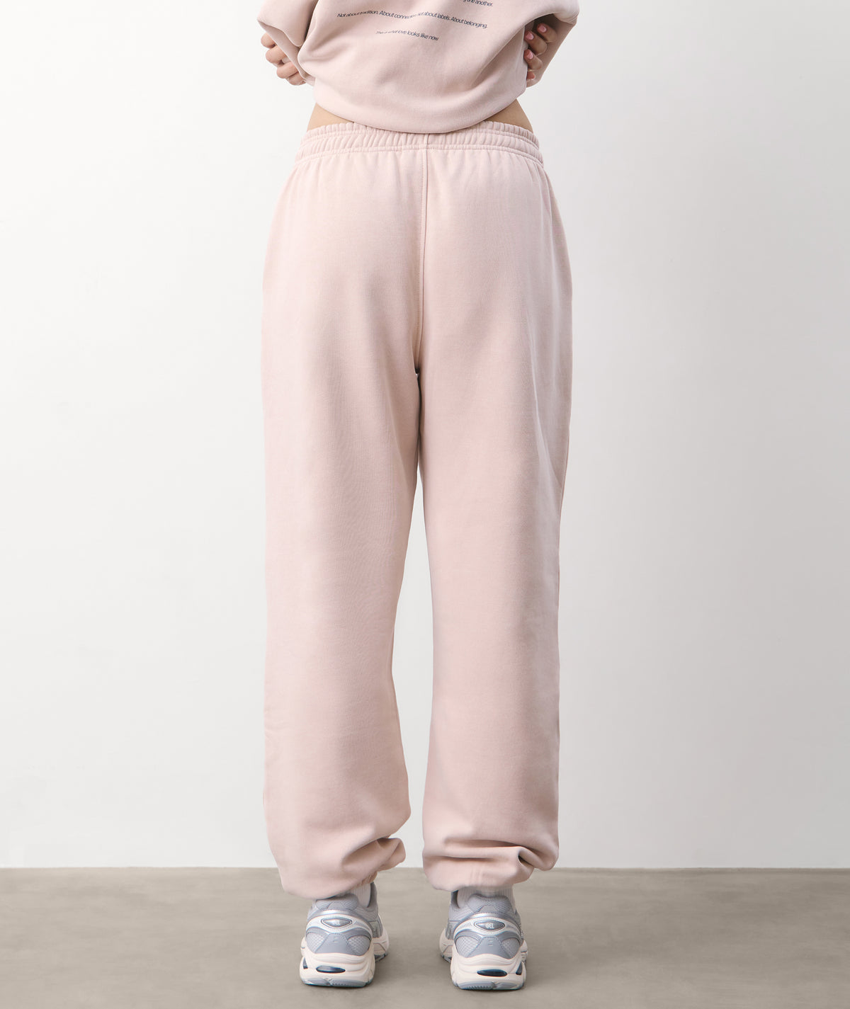 Newly Wed Sweatpants - Pale Pink